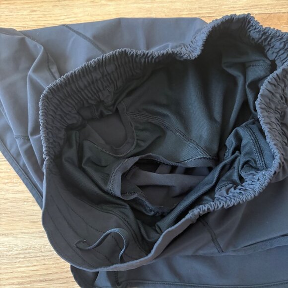 Lululemon Athletic Hotty Hot High Rise Lined Shorts 4” Black Women’s Size 4 - Picture 7 of 9